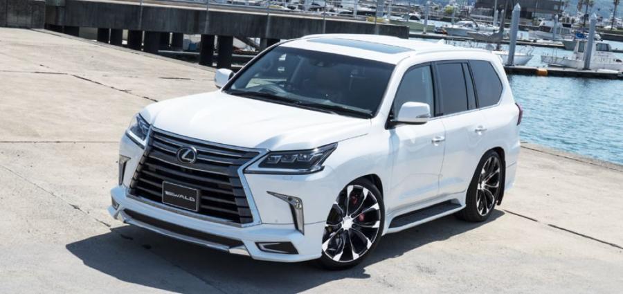  Lexus LX570 by Wald 2016 года  (фото 13 из 17)